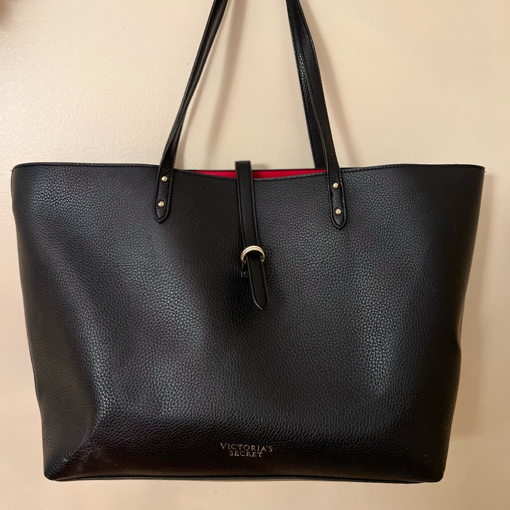 Victoria’s Secret tote bag